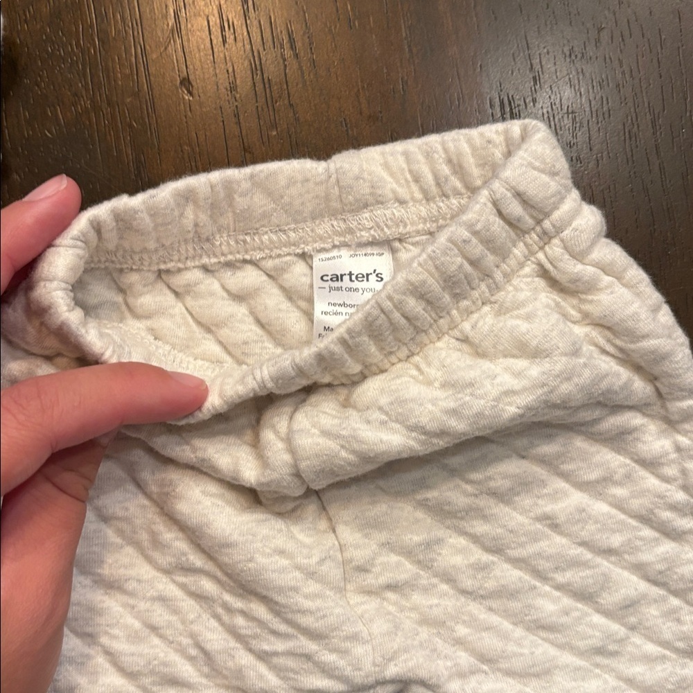 3 piece Carter's Cream Quilted Baby Set - Picture 4 of 4